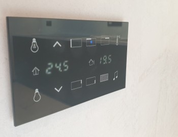 Komplexní řízení technologií luxusní vily na severní Moravě