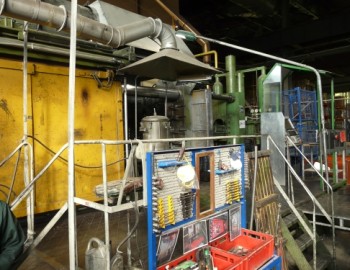 Řízení odlévacího lisu pro výrobu základní části lampy venkovního osvětlení - Ternopol, Ukrajina