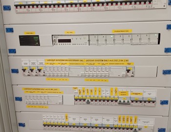 Řízení osvětlení monumentální Slovanské epopeje – Zámek Moravský Krumlov