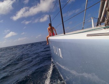 Foxtrot na vlnách Atlantiku - řízení katamaranu Gunboat 66 SLIM