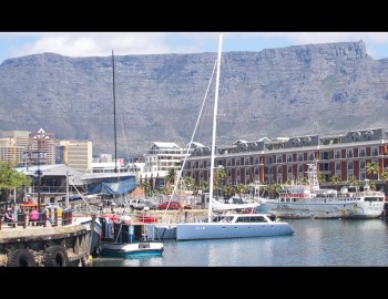 Foxtrot na vlnách Atlantiku - řízení katamaranu Gunboat 66 SLIM