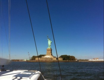 Foxtrot na vlnách Atlantiku - řízení katamaranu Gunboat 66 SLIM