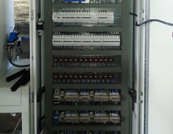 Svářecí automat na gumové profily